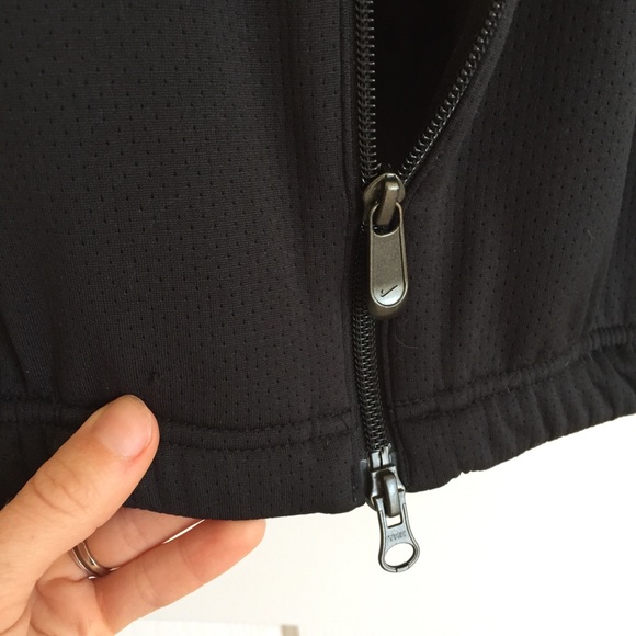 ❌DONATED 6/19/23 Nike Final 4 zip-up (Men's S) - Picture 6 of 8